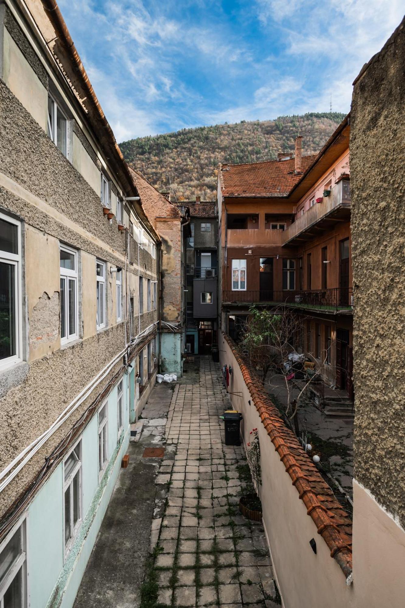 Lara'S Loft Apartment Brasov Ngoại thất bức ảnh